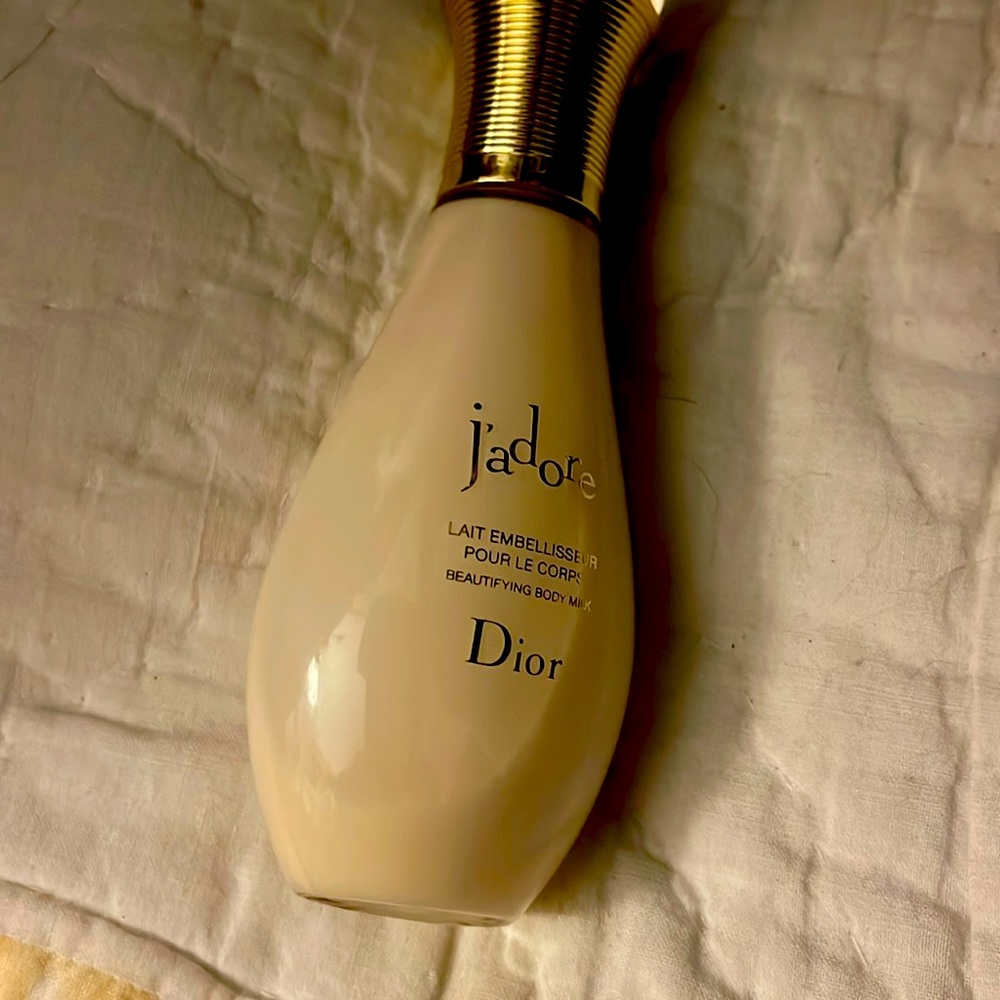 Jadore lait embelliseur
